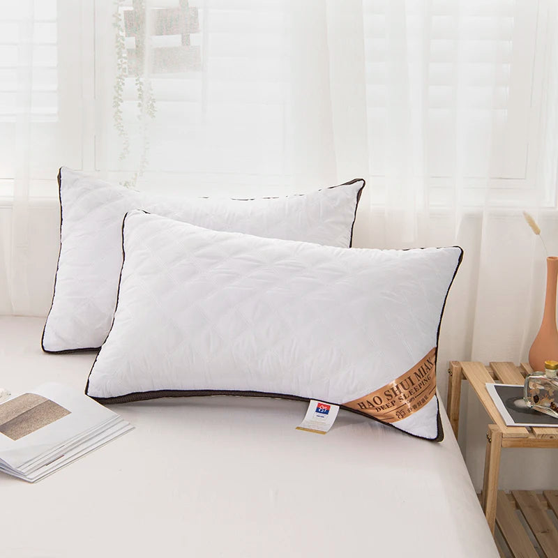 Cotton Single Pillow, Comfortable And Breathable.
