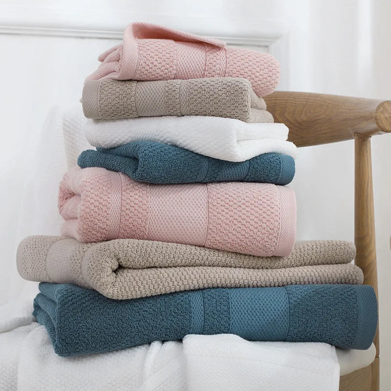 Cotton bath towel, bath wrap, household couple, soft and absorbent adult beach towel, not easy to shed wool, gauze bath towel